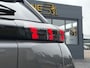 Peugeot 2008 1.2 PureTech Allure 2e Eigenaar l D-riem vv in 08/2024 l Camera360° l Draadloze telefoonlader l 131pk l Carplay l Navi l 6 Bak l Clima l Cruise l Halfleder l Keylss l 17'' Lmv l Pdc l N.A.P l Nieuwe Apk bij Aflevering