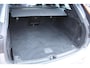 Volvo XC60 T4 R-Design | Panoramadak | Harman/Kardon premium audio | Semi elektrische trekhaak | Rondomzicht camera | DAB radio | Apple Carplay | Android auto | Adaptieve Cruise Control