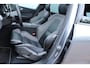 Volvo XC60 T4 R-Design | Panoramadak | Harman/Kardon premium audio | Semi elektrische trekhaak | Rondomzicht camera | DAB radio | Apple Carplay | Android auto | Adaptieve Cruise Control