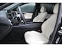 Mercedes-Benz E-klasse Estate 300e AMG Line | Night Pakket | Licht Leder | 20" LM | Rear View Cam. | Trekhaak |