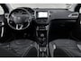 Peugeot 2008 1.6 VTi Féline | Panoramadak | Trekhaak | Half lederen bekleding