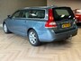 Volvo V70 1.6 T4 Momentum CLIMATE CRUISE CONTROL NAVIGATIE TREKHAAK PDC