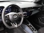 Alfa Romeo Junior Elettrica Automaat 156PK Adaptieve Cruise Control LMV 18 inch Full Led Matrix Parkeer sensoren Navigatie Apple Carplay / Android auto  Climate Control