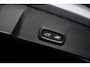 Volvo XC40 2.0 B4 Plus Dark | Trekhaak | Harman Kardon Audio | Achteruitrijcamera | Parkeersensoren | Keyless Entry | Elektrische Achterklep | Elektrisch Verstelbare Voorstoelen | Stoelverwarming | Google Navigatie | Apple Carplay | Android Auto | Lichtmetalen Velgen 18 inch