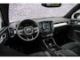 Volvo XC40 2.0 B4 Plus Black Edition