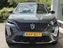 Peugeot e-2008 EV GT Avantage 50 kWh | 360gr camera | Dodehoek detectie | Adaptieve Cruise | Navigatie | Full LED | Two Tone
