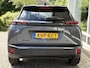 Peugeot e-2008 EV GT Avantage 50 kWh | 360gr camera | Dodehoek detectie | Adaptieve Cruise | Navigatie | Full LED | Two Tone