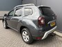 Dacia Duster 1.2 TCe Comfort Achteruitrijcamera - Airco - Navigatie - Trekhaak - Cruise control - Dakrails - Radio - Mistlampen voor - Start/stop systeem - Led verlichting - Elektrische ramen - Stuur multifunctioneel - Centrale vergrendeling met afstandsbediening - Bluetooth