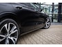 Volvo V60 2.0 T6 Recharge AWD R-Design , Panoramadak, Cruise control, Elektrisch verstelbare stoelen met geheugen,