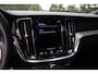 Volvo V60 2.0 T6 Recharge AWD R-Design , Panoramadak, Cruise control, Elektrisch verstelbare stoelen met geheugen,