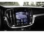 Volvo V60 2.0 T6 Recharge AWD R-Design , Panoramadak, Cruise control, Elektrisch verstelbare stoelen met geheugen,