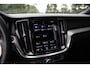 Volvo V60 2.0 T6 Recharge AWD R-Design , Panoramadak, Cruise control, Elektrisch verstelbare stoelen met geheugen,