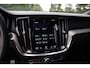 Volvo V60 2.0 T6 Recharge AWD R-Design , Panoramadak, Cruise control, Elektrisch verstelbare stoelen met geheugen,