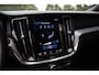 Volvo V60 2.0 T6 Recharge AWD R-Design , Panoramadak, Cruise control, Elektrisch verstelbare stoelen met geheugen,
