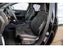 Volvo EX40 Single Motor Ext. Range Ultra Bl. Ed. Eur. 82 kWh | Harman Kardon | 20" | Panoramadak | Extra Getint Glas | Power Seats | Nubuck | Adaptive Cruise | BLIS