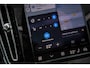 Volvo EX40 Single Motor Ext. Range Ultra Bl. Ed. Eur. 82 kWh | Harman Kardon | 20" | Panoramadak | Extra Getint Glas | Power Seats | Nubuck | Adaptive Cruise | BLIS