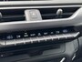 Lexus UX 250h Preference Line | Trekhaak, Dodehoekherkenning, 18 inch, Parkeersensoren, Stoel + Stuurverwarming