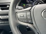 Lexus UX 250h Preference Line | Trekhaak, Dodehoekherkenning, 18 inch, Parkeersensoren, Stoel + Stuurverwarming