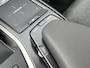 Lexus UX 250h Preference Line | Trekhaak, Dodehoekherkenning, 18 inch, Parkeersensoren, Stoel + Stuurverwarming
