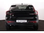 Volvo EC40 Performance Ultra Black Edition 82 kWh - Panoramadak - IntelliSafe Assist & Surround - 360º Camera - Harman/Kardon audio - Verwarmde voorstoelen, stuur & achterbank - Parkeersensoren voor & achter - Elektr. bedienb. voorstoelen met geheugen links - Draadloze tel. lader - Warmtepomp - 20' LMV
