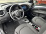 Toyota Aygo X Play AD-CRUISE APPLE/ANDROID CAMERA EL-RAMEN EL-SPIEGELS NAVI NL-AUTO