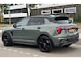 Lynk & Co 01 276PK More | HEICO 21" Wielen | HEICO Verlagingsveren | 360 Graden Camera | Harman Kardon | Panoramadak | Elektrisch bedienbare voorstoel met geheugen | Keyless Entry | Getint glas | Adaptieve Cruise Control | Dodehoekassistent | Sfeerverlichting | Stuurwielverwarming | Stoelverwarming