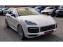 Porsche Cayenne Coupé 3.0 E-Hybrid | Burmester | Achterasbesturing | Cashmerebeige | Head up | Adaptieve cruise | Soft Close | 360