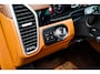 Porsche Cayenne Coupé 3.0 E-Hybrid | Burmester | Achterasbesturing | Cashmerebeige | Head up | Adaptieve cruise | Soft Close | 360