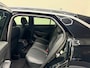 Volkswagen T-Roc 1.5 eTsi R-Line First Edition - Elek. Achterklep - IQ Lights - Camera - Clima - Stuur/Stoelverw.