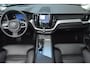 Volvo XC60 T6 Hybride Long Range AWD Plus Dark | Head-Up Display | 360° Camera | Gelamineerde ruiten | Panoramadak |