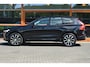Volvo XC60 T6 Hybride Long Range AWD Plus Dark | Head-Up Display | 360° Camera | Gelamineerde ruiten | Panoramadak |