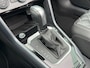 Volkswagen T-Roc Cabrio 1.5 TSI R-LINE, exclusief lederen sportinterieur, achteruitrijcamera, stoelverwarming, afneembare trekhaak