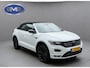 Volkswagen T-Roc Cabrio 1.5 TSI R-LINE, exclusief lederen sportinterieur, achteruitrijcamera, stoelverwarming, afneembare trekhaak