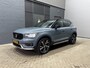 Volvo XC40 T5 Twin-Engine R-Design | Panoramadak | Trekhaak | Camera | 20 Inch | Stoelverwarming | Getint Glas