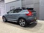 Volvo XC40 T5 Twin-Engine R-Design | Panoramadak | Trekhaak | Camera | 20 Inch | Stoelverwarming | Getint Glas