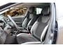 Renault Clio 1.2 TCe Bose, Automaat, Camera A, Climate, Cruise, Dealer Onderhouden, PDC V+A, Navi, Prijs Is Rijklaar Inclusief 6 Maanden Garantie
