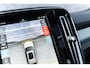 Volvo EX40 Extended Range Ultra Black Edition | Google | Longe Range | Harman Kardon Audio | Keyless | Schuif-/Kanteldak | Elek. Stoelen | 360 Camera | Getint Glas | Elek. Achterklep | 20" LM velgen