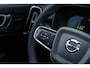 Volvo EX40 Extended Range Ultra Black Edition | Google | Longe Range | Harman Kardon Audio | Keyless | Schuif-/Kanteldak | Elek. Stoelen | 360 Camera | Getint Glas | Elek. Achterklep | 20" LM velgen