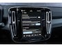 Volvo EX40 Extended Range Ultra Black Edition | Google | Longe Range | Harman Kardon Audio | Keyless | Schuif-/Kanteldak | Elek. Stoelen | 360 Camera | Getint Glas | Elek. Achterklep | 20" LM velgen