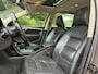 Volvo XC70 2.4 D5 Kinetic | Automaat + Schuif/kantel dak + Leder + Memory nu €4.975,-!!!