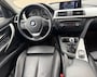 BMW 3-Serie 320i High Executive HUD SPORT STOELEN LEER NETTE AUTO NAP