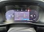 Volvo XC40 2.0 B4 Plus Dark | Trekhaak | Harman Kardon Audio | Achteruitrijcamera | Parkeersensoren | Keyless Entry | Elektrische Achterklep | Elektrisch Verstelbare Voorstoelen | Stoelverwarming | Google Navigatie | Apple Carplay | Android Auto | Lichtmetalen Velgen 18 inch