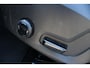 Volvo V60 T5 Momentum | Achteropkomend verkeer waarschuwing | Autonomous Emergency Braking | Bots herkenning en activatie | Cruise control | Rijstrooksensor met correctie | Uitwijk assistent | Navigatiesysteem full map + hard disk