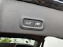 Volvo XC40 2.0 B4 Plus Dark | Trekhaak | Harman Kardon Audio | Achteruitrijcamera | Parkeersensoren | Keyless Entry | Elektrische Achterklep | Elektrisch Verstelbare Voorstoelen | Stoelverwarming | Google Navigatie | Apple Carplay | Android Auto | Lichtmetalen Velgen 18 inch