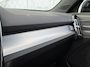 Volvo XC40 2.0 B4 Plus Dark | Trekhaak | Harman Kardon Audio | Achteruitrijcamera | Parkeersensoren | Keyless Entry | Elektrische Achterklep | Elektrisch Verstelbare Voorstoelen | Stoelverwarming | Google Navigatie | Apple Carplay | Android Auto | Lichtmetalen Velgen 18 inch