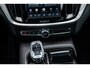 Volvo V60 2.0 T8 Plug-in Hybrid AWD Plus Dark | PHEV Long Range | Trekhaak | Sportstoelen | Panoramadak | Harman Kardon Audio | Head-up Display | 360 Graden Camera | Stoelverwarming voor en achter | Keyless Entry | Elektrische Achterklep | Elektrisch Verstelbare Voorstoelen | Cruise Control Adaptief | BLIS | Google Navigatie | Apple Carplay | Android Auto