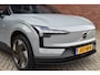 Volvo EX30 Extended Range 272PK Plus 69 kWh | All-Season | Climate | Trekhaak |