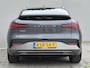 Genesis GV60 Long Range Sport 87,2 kWh AWD / SOH 98% / Fabrieksgarantie tot 05-2027 / Dealer onderhouden / Trekhaak afneembaar / CCS snelladen / Trekgewicht 1600 kg / Head Up Display / Panoramadak / Warmtepomp / Stuur- & Stoelverwarming / Rondomzicht camera / Stoelventilatie / Elektrische achterklep /