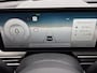 Genesis GV60 Long Range Sport 87,2 kWh AWD / SOH 98% / Fabrieksgarantie tot 05-2027 / Dealer onderhouden / Trekhaak afneembaar / CCS snelladen / Trekgewicht 1600 kg / Head Up Display / Panoramadak / Warmtepomp / Stuur- & Stoelverwarming / Rondomzicht camera / Stoelventilatie / Elektrische achterklep /