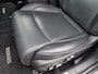 Genesis GV60 Long Range Sport 87,2 kWh AWD / SOH 98% / Fabrieksgarantie tot 05-2027 / Dealer onderhouden / Trekhaak afneembaar / CCS snelladen / Trekgewicht 1600 kg / Head Up Display / Panoramadak / Warmtepomp / Stuur- & Stoelverwarming / Rondomzicht camera / Stoelventilatie / Elektrische achterklep /